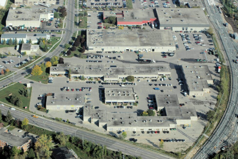 550 Parkside Dr, Waterloo - Helicopter Image