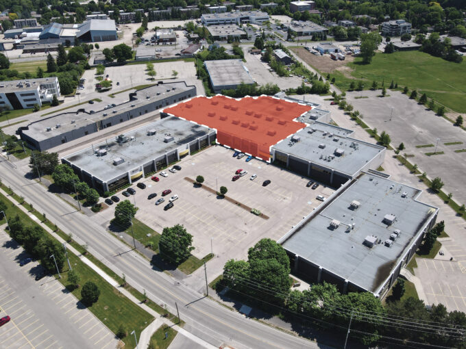 440 Phillip St, Waterloo Unit B100