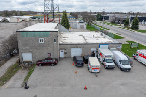 978 Bishop St N, Cambridge