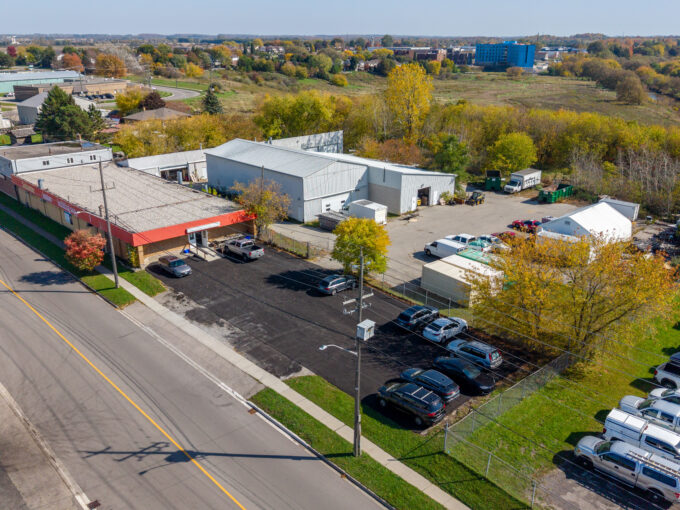 145 Arnold St, New Hamburg
