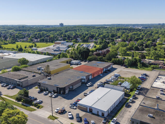 680 Bishop St N, Cambridge - Unit 3