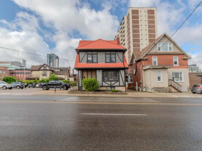 85 Weber St W, Kitchener